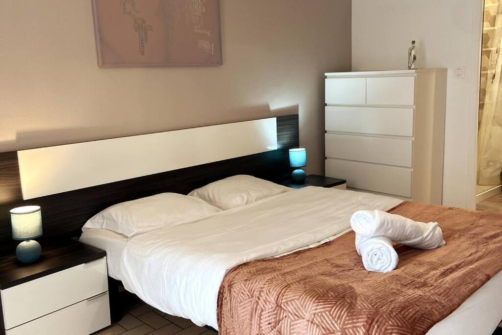 Le Saint-Amour Appartement Classe 2 Etoiles المظهر الخارجي الصورة